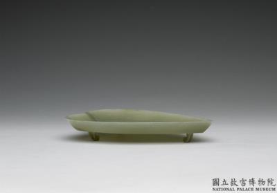 图片[2]-Jade leaf-shaped plate with feet. India-China Archive